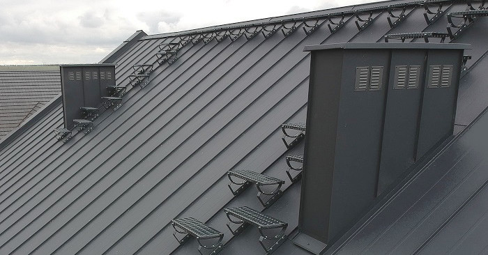 Komunikacja dachowa.